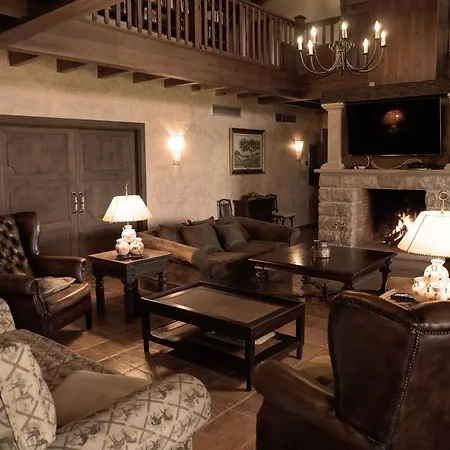 La Casona Del Tormes *